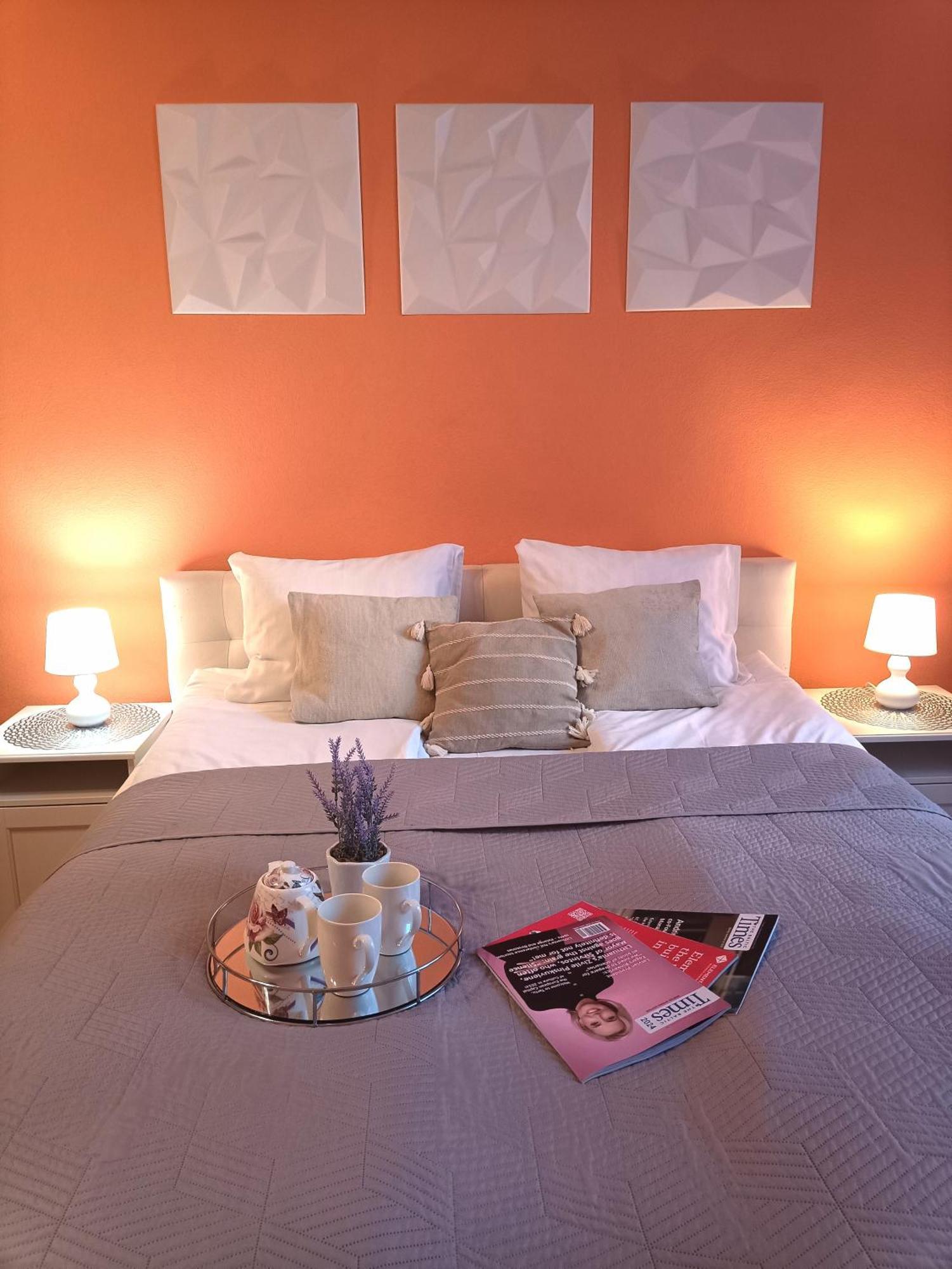 Spacious Old Town Family Peachy 2 Bedrooms Apartment, Nearby The Riga Presidential Castle Exterior foto