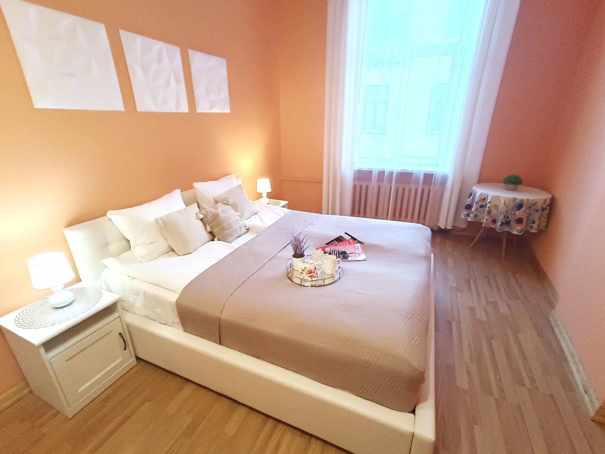 Spacious Old Town Family Peachy 2 Bedrooms Apartment, Nearby The Riga Presidential Castle Exterior foto