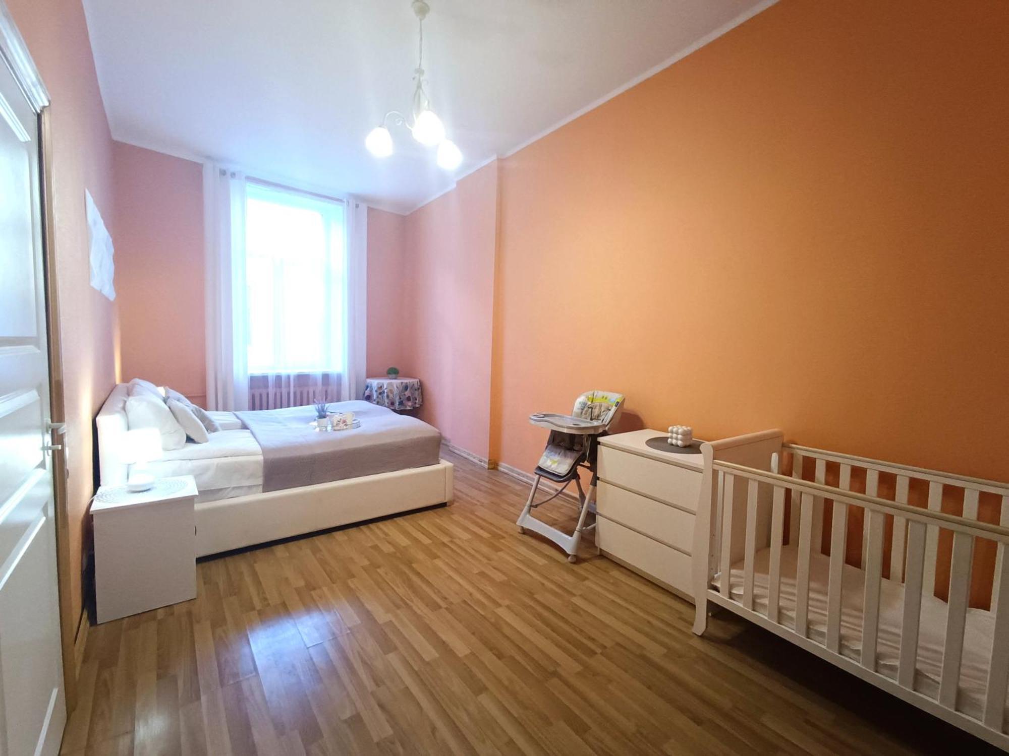Spacious Old Town Family Peachy 2 Bedrooms Apartment, Nearby The Riga Presidential Castle Exterior foto